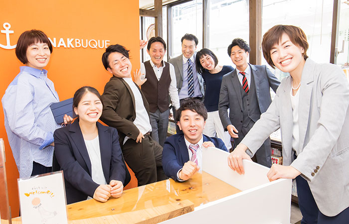 大阪市にある独立志向の人材を育成するマーケティング会社のオフィス内観