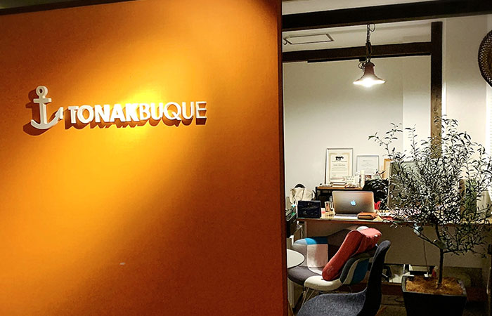 大阪市で独立を目指す人材がマーケティングを実践する研修の様子