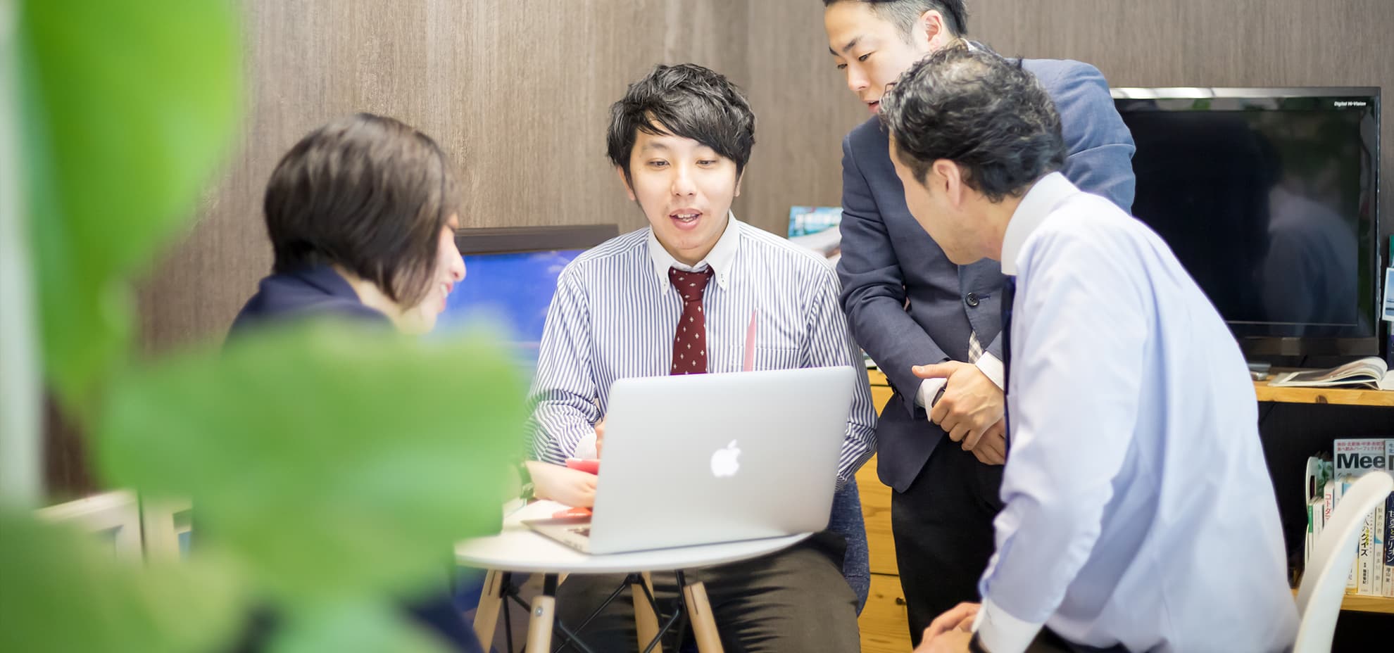 会社情報：大阪市のマーケティング会社 トナックブーケのメインビジュアル