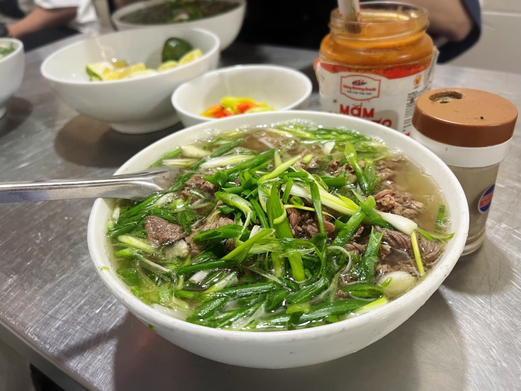 海外　ベトナム　フォー　トナックブーケ