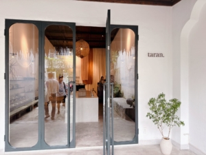 海外　ベトナム　お土産taran.