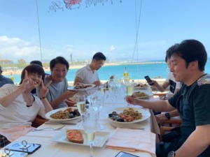 スペイン　バルセロナ　海　レストラン　ランチ